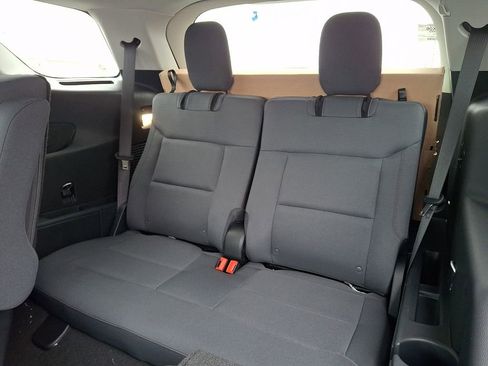 New 2026 Ford Explorer Active image 7