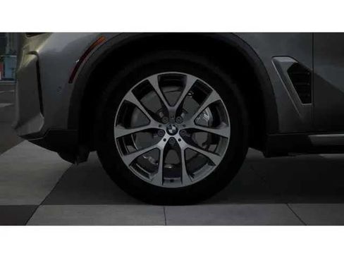 New 2026 BMW X5 sDrive40i w/ Premium Package RWD image 7