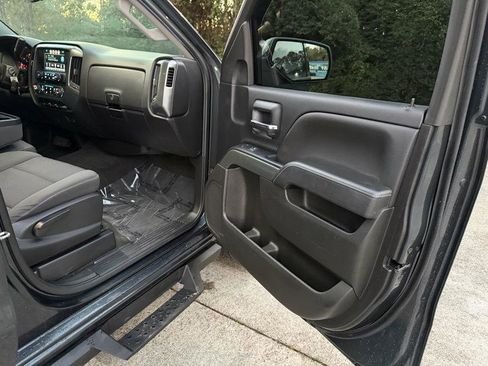 Used 2018 Chevrolet Silverado 1500 LT image 21