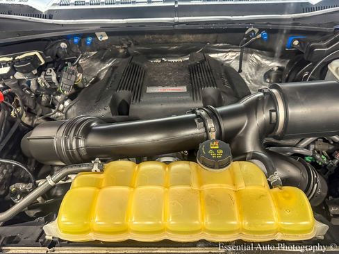 Used 2017 Ford F150 Raptor w/ Equipment Group 802A Luxury image 28