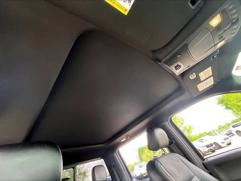 Used 2015 Ford F150 Lariat w/ Equipment Group 502A Luxury image 14