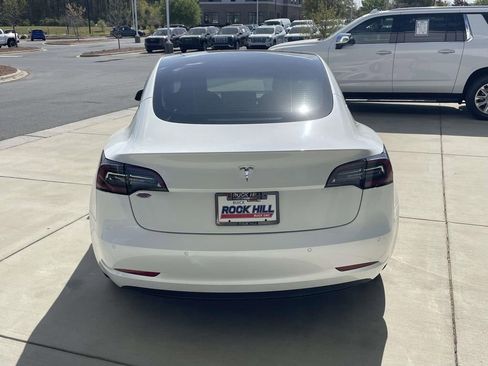 Used 2021 Tesla Model 3 Standard Range Plus image 7