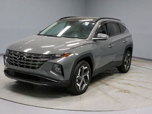 Certified 2024 Hyundai Tucson Limited AWD/4WD image 7