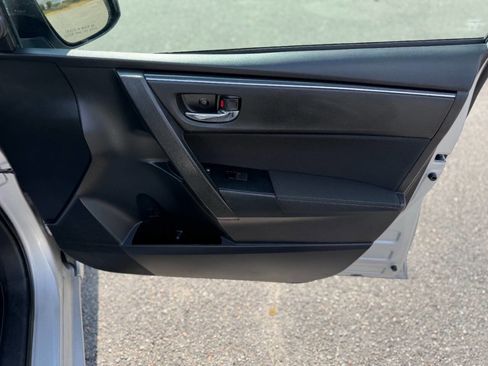 Used 2018 Toyota Corolla LE image 43