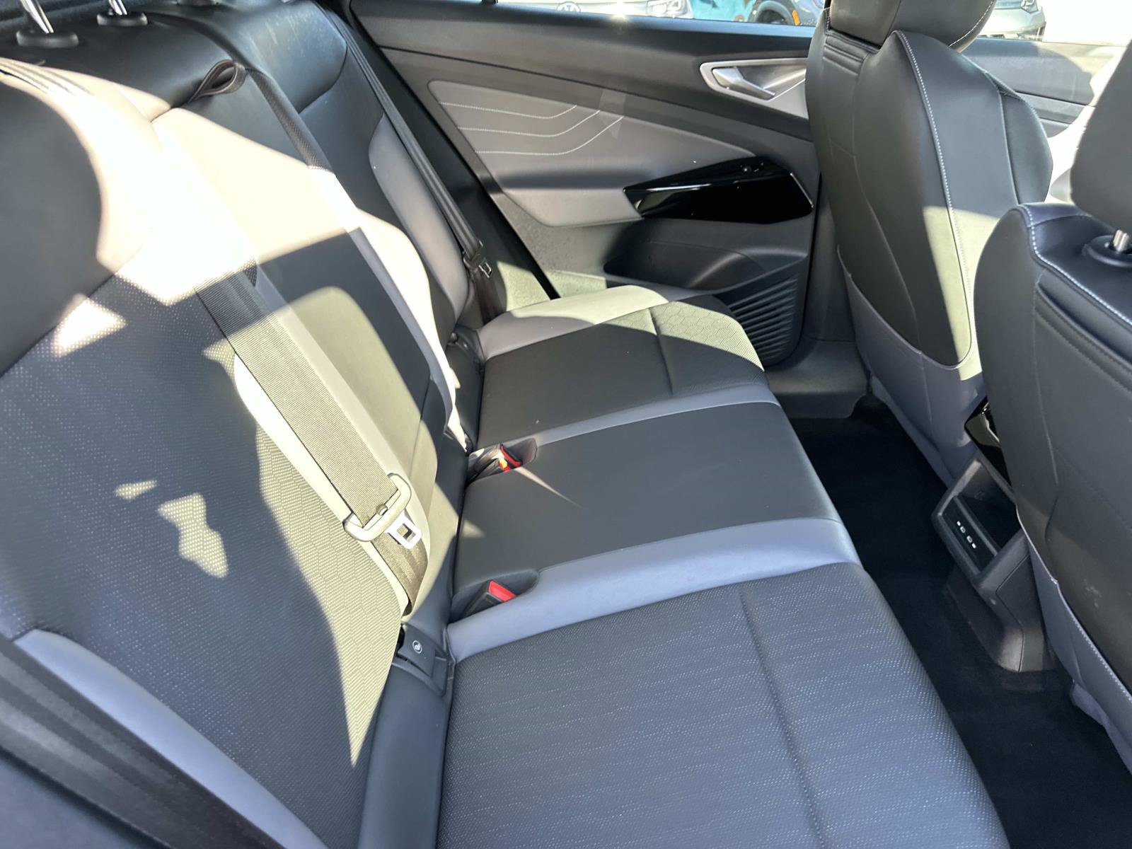 Certified 2023 Volkswagen ID.4 Pro S AWD/4WD image 26