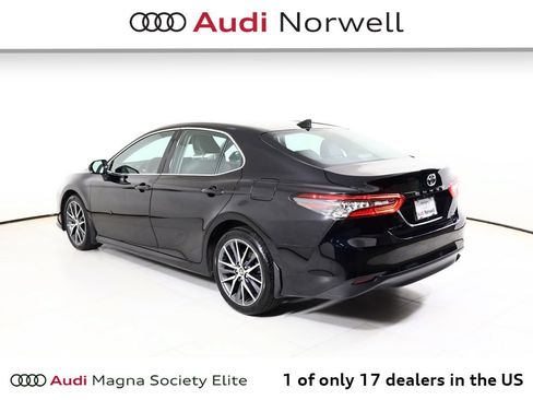 Used 2023 Toyota Camry XLE w/ Cold Weather Package AWD/4WD image 12