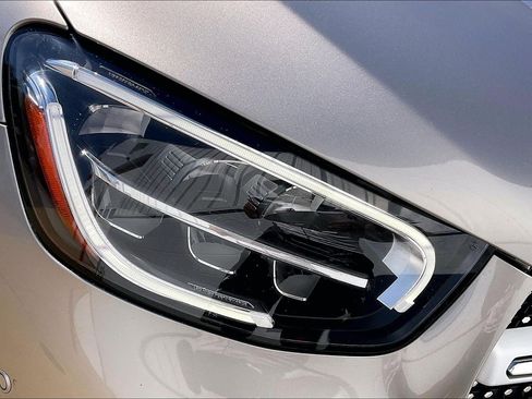 Used 2021 Mercedes-Benz GLC 300 4MATIC image 33