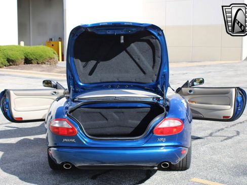 Used 1998 Jaguar XK8 Convertible image 19