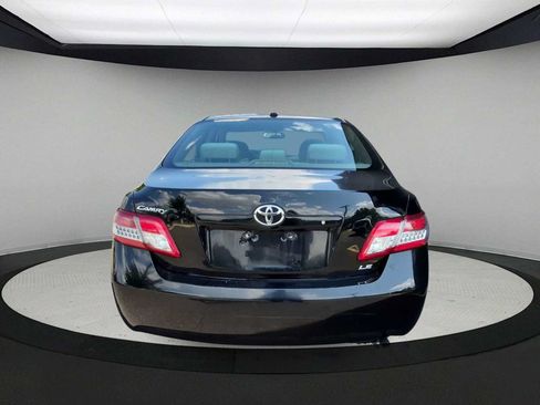 Used 2011 Toyota Camry LE w/ LE Extra-Value Pkg FWD image 7