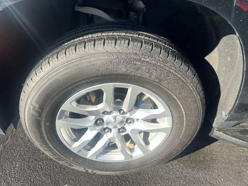 Used 2023 Chevrolet Tahoe LT image 6