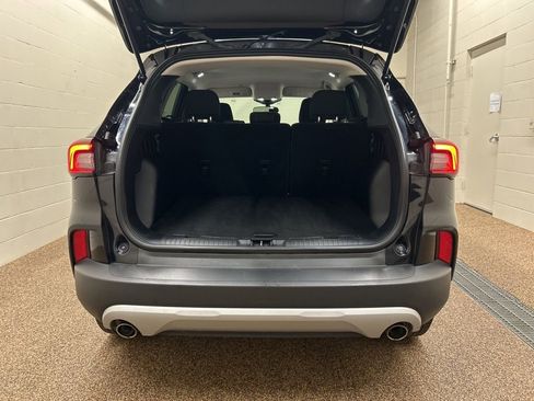 Used 2025 Ford Escape Active image 11