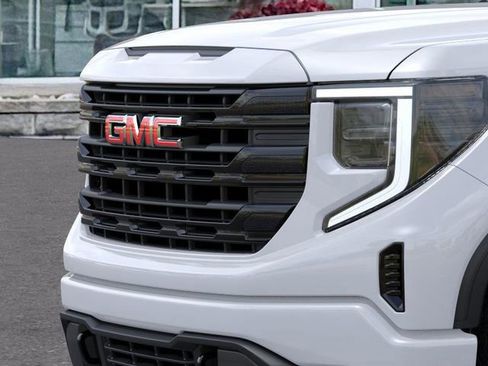New 2026 GMC Sierra 1500 Elevation image 13