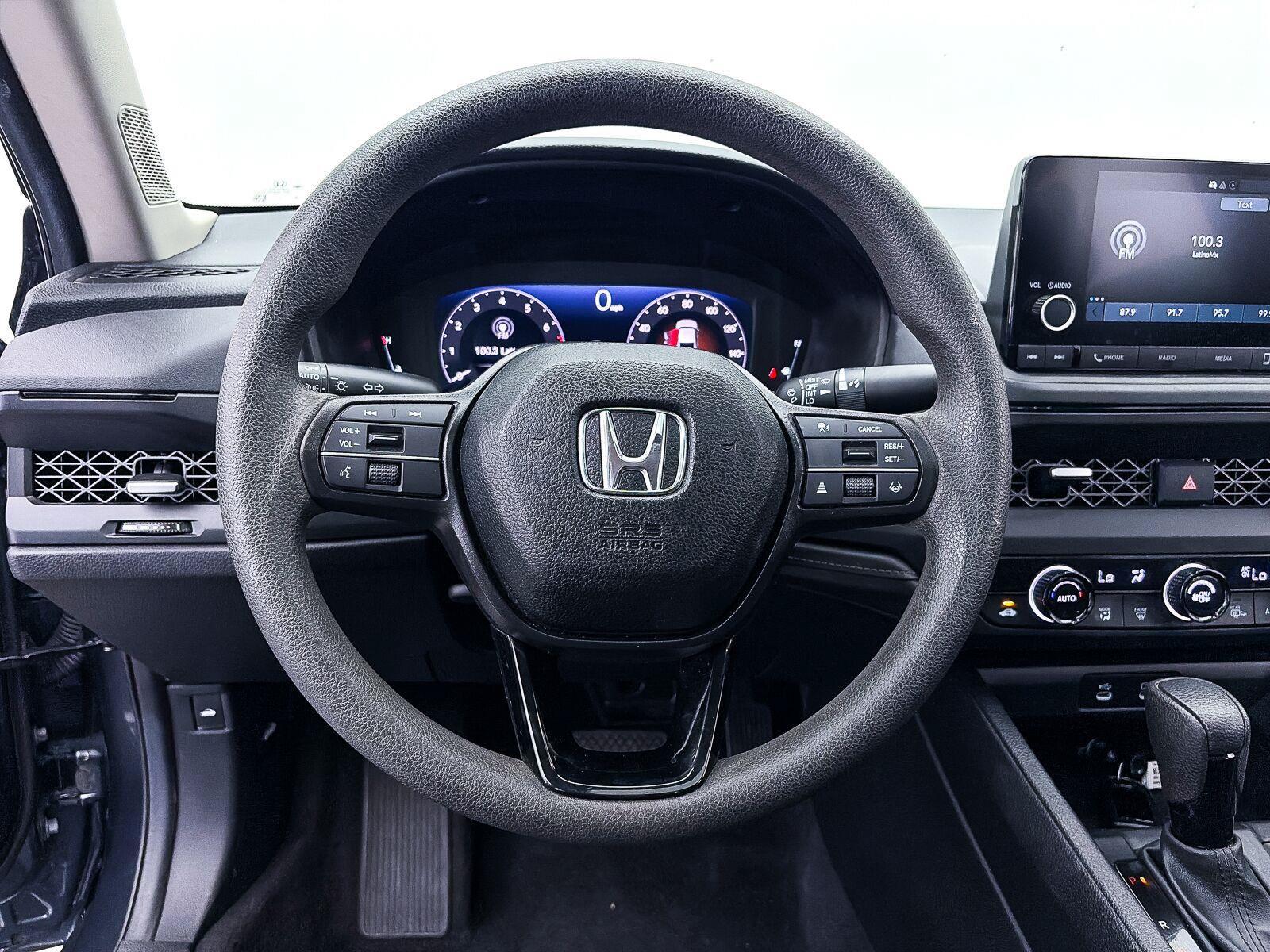 Used 2025 Honda Accord SE image 28