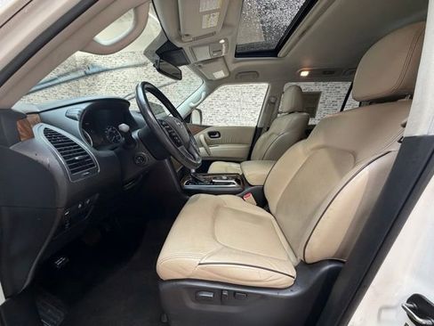 Used 2023 Nissan Armada SL w/ Captain's Chairs Package RWD image 19