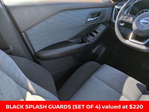 Certified 2023 Nissan Rogue SV image 26