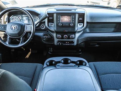 Used 2024 RAM 3500 Tradesman w/ Chrome Appearance Group image 12