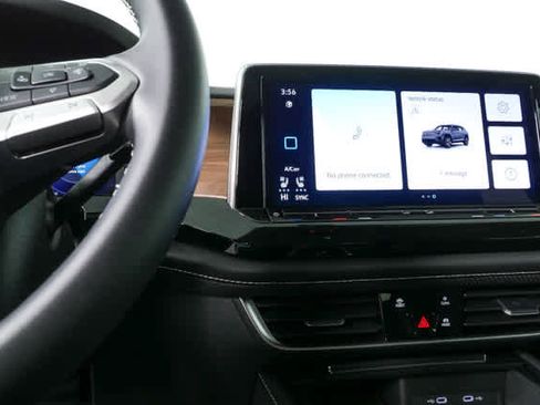 Certified 2025 Volkswagen Atlas SE image 13