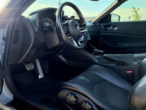 Used 2023 Nissan Z w/ Floor Mat Package (L93) RWD image 30