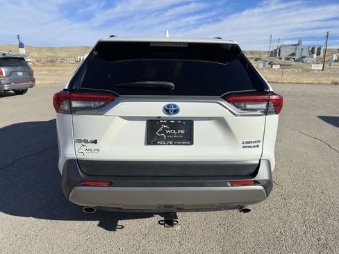 Used 2022 Toyota RAV4 Limited image 6