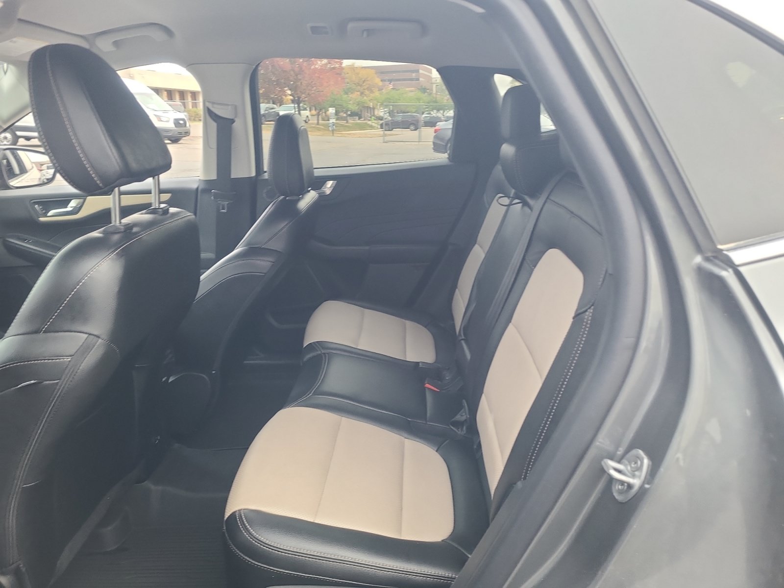 Certified 2022 Ford Escape Titanium w/ Titanium Premium Package FWD image 17