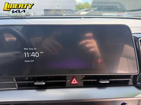 Used 2023 Kia Sportage EX AWD/4WD image 14