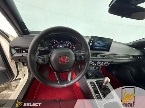 Used 2025 Honda Civic Type R image 11