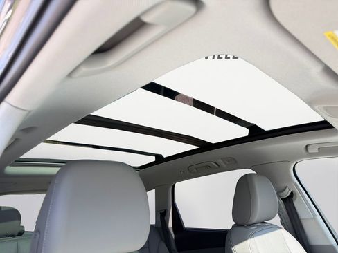 Used 2022 Audi Q7 3.0T Prestige w/ Prestige Package image 17