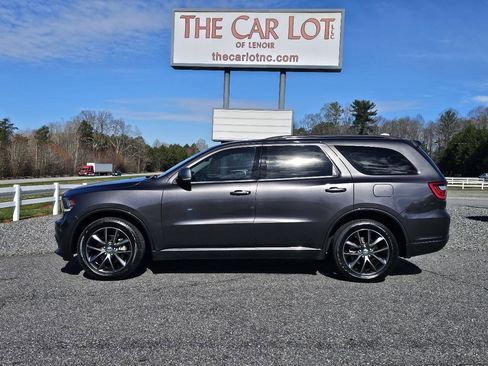 Used 2017 Dodge Durango GT w/ Premium Group image 2