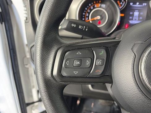 Used 2022 Jeep Wrangler Unlimited Sport AWD/4WD image 12
