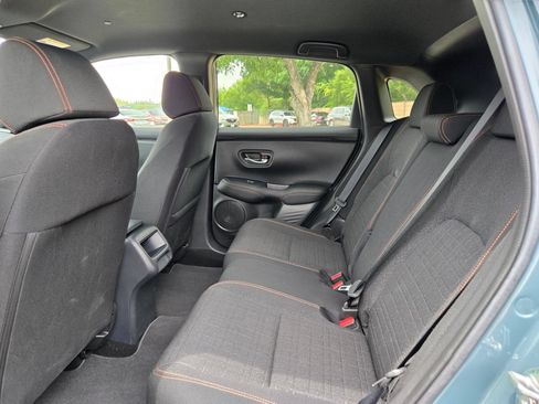 Used 2025 Honda HR-V Sport image 14