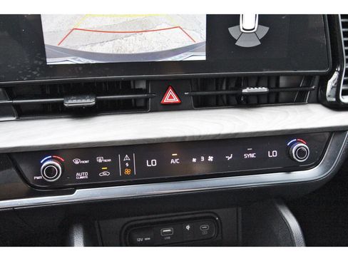 Certified 2024 Kia Sportage X-Line w/ X-Line Premium Package AWD/4WD image 29