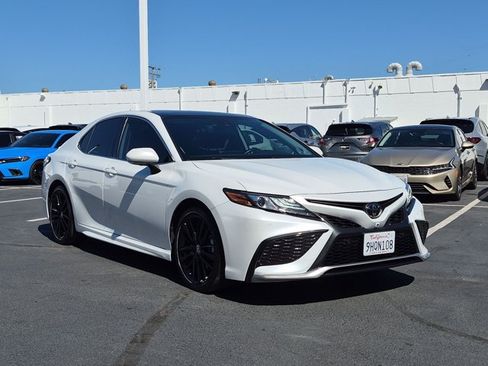 Used 2024 Toyota Camry XSE w/ Navigation Package FWD image 3