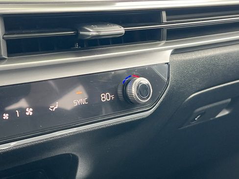 Certified 2025 Kia Sorento S image 31