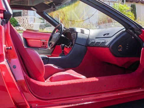 Used 1990 Chevrolet Corvette ZR-1 RWD image 40