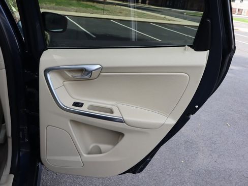 Used 2014 Volvo XC60 3.2 AWD/4WD image 25