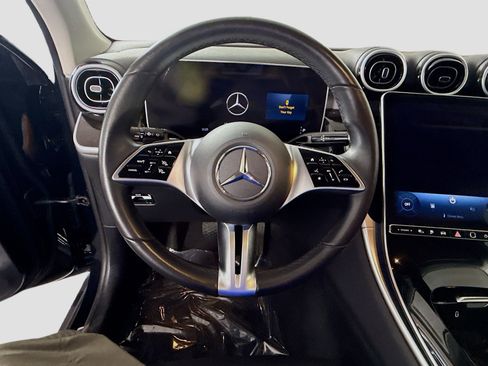 Used 2025 Mercedes-Benz GLC 350e 4MATIC image 13