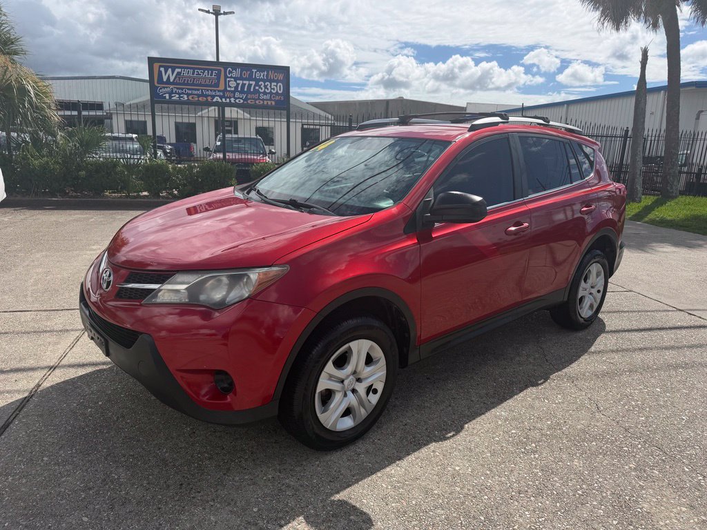 Used 2014 Toyota RAV4 LE FWD image 2