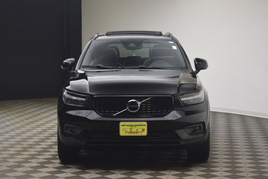 Used 2021 Volvo XC40 T5 R-Design w/ Climate Package AWD/4WD image 18