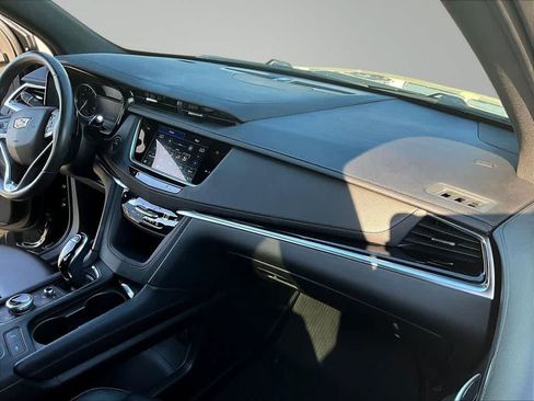 Used 2024 Cadillac XT6 Luxury w/ LPO, Floor Liner Package AWD/4WD image 28