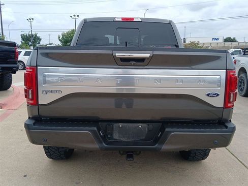 Used 2015 Ford F150 Platinum w/ Equipment Group 701A Luxury AWD/4WD image 11