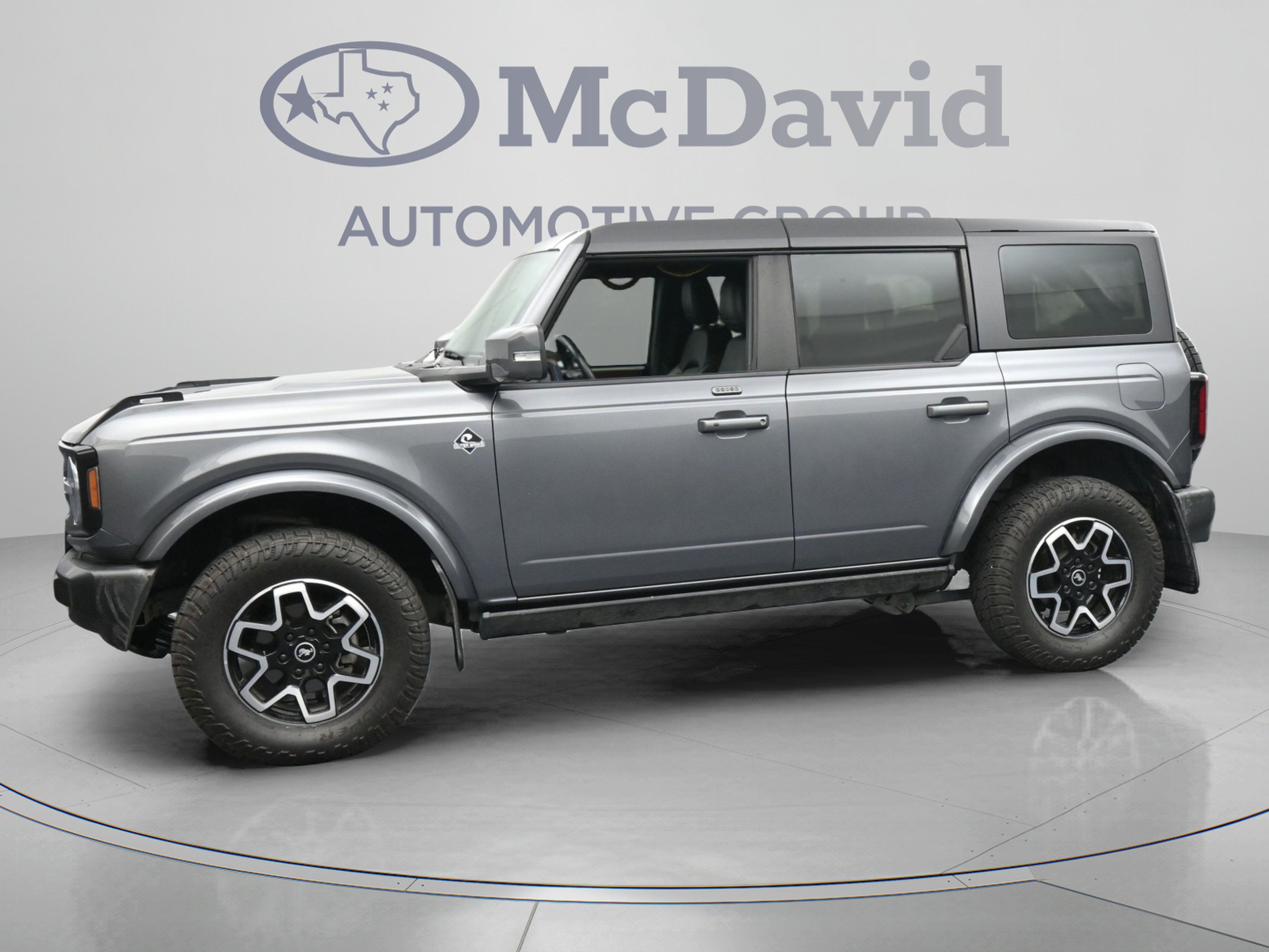Used 2023 Ford Bronco Outer Banks AWD/4WD image 5