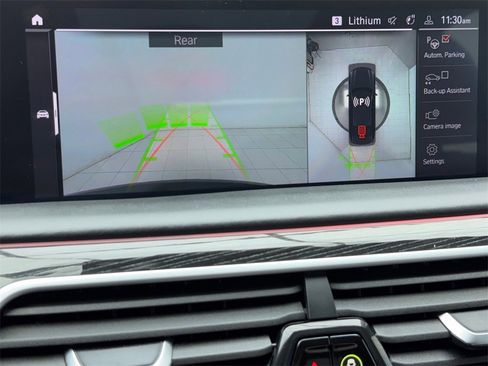 Used 2022 BMW 750i xDrive w/ Luxury Rear Seating Package image 27