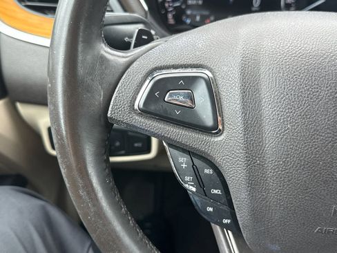 Used 2017 Lincoln MKC Select w/ Select Plus Package image 23