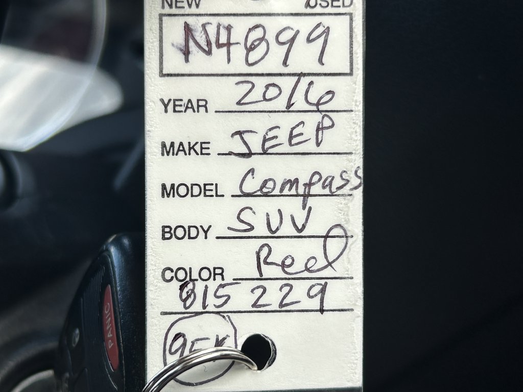 Used 2016 Jeep Compass High Altitude FWD image 34