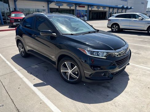 Used 2022 Honda HR-V EX image 3