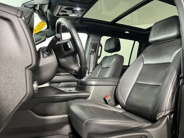 Used 2023 Chevrolet Suburban Z71 AWD/4WD image 17