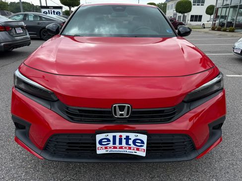 Used 2024 Honda Civic Sport image 2