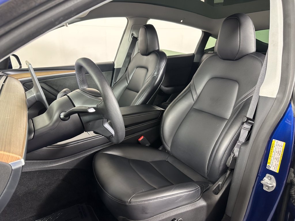 Used 2023 Tesla Model Y Long Range AWD/4WD image 16