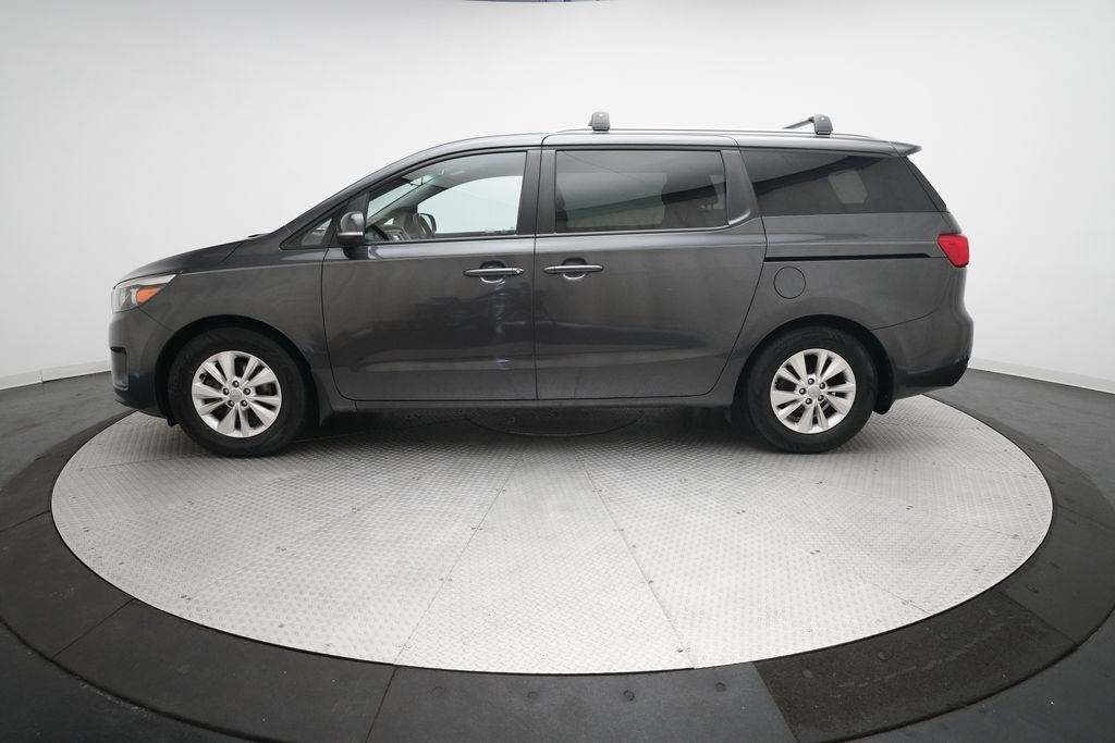 Used 2016 Kia Sedona LX FWD image 23