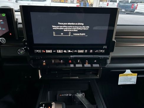 New 2025 GMC Hummer EV 3X w/ Extreme Off-Road Package image 18